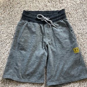 Men’s under Armour shorts